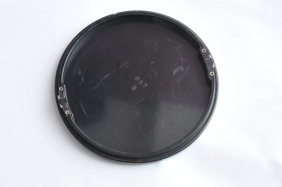 Pentax 6x7 67 B Original Bayonet 82mm Front Lens Cap - Image 2 of 2