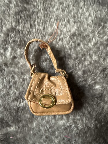 Bratz Doll Strut It Meygan braune Handtasche mit Riemen