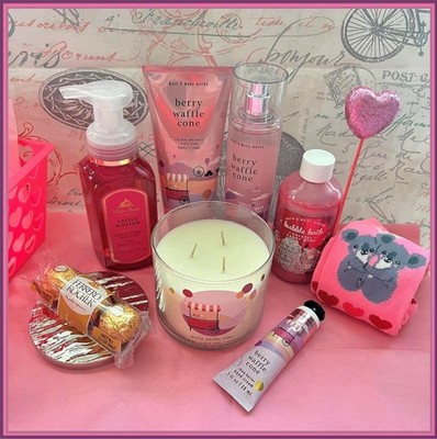 Bath & Body Works BERRY WAFFLE CONE Valentine's Day 8 Pc Gift Set Gorgeous Lot
