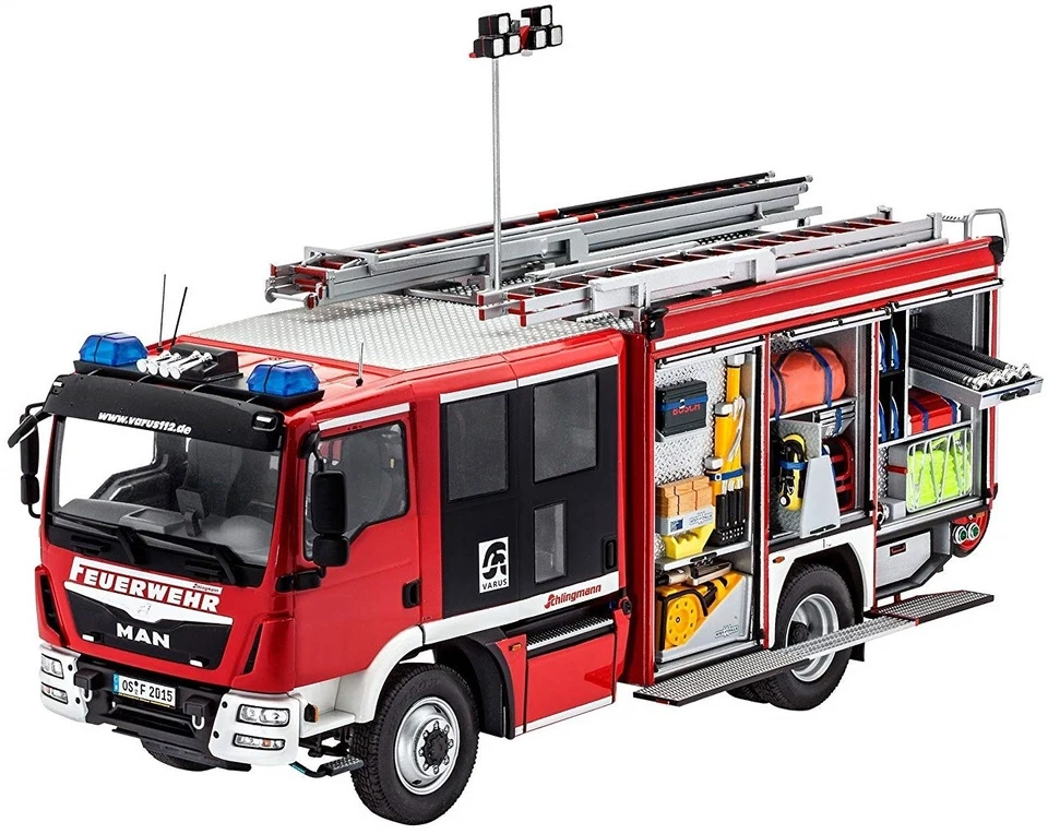 REVELL, MAN TGM Schlingmann HLF 20 Varus 4x4 modello di autopompa antincendio... - Immagine 2 di 4