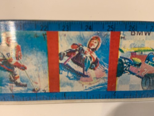 Regla 3D de plástico vintage de 12" con escenas de deportes de invierno - Imagen 12 de 17