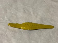 Tin Toy Alligator Clicker Vintage Toy Y-17