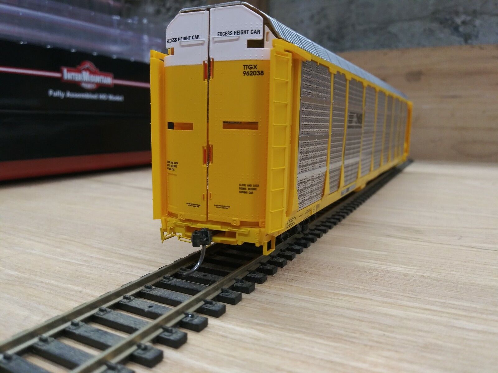 Picture 5 of 9