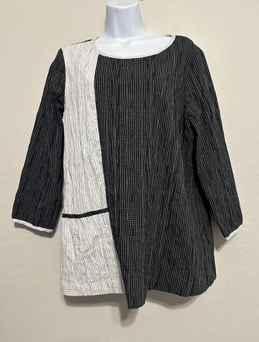 Yushi Women Black White Plaid Crinkled 3/4 sleeve Lagenlook Tunic Top M