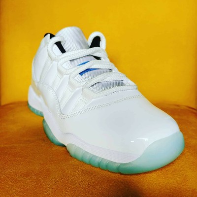 jordan 11 legend blue size 5.5