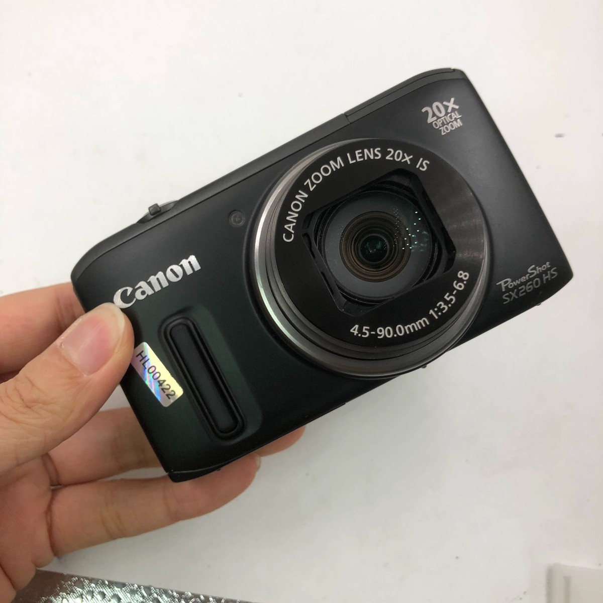 Canon PowerShot SX260 HS Digital Camera 12.1 MP 20X Optical Zoom