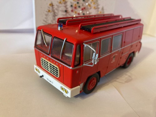 Camion De Pompiers Berliet GLA 5F N/4 - Modèle Réduit 1/43 En Métal - Fourgon D'incendie Rouge Vintage - Neuf