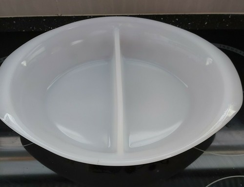 Vintage Agee Pyrex Dividend Serving Dish Golden Pinecones on White GUC - Picture 6 of 10