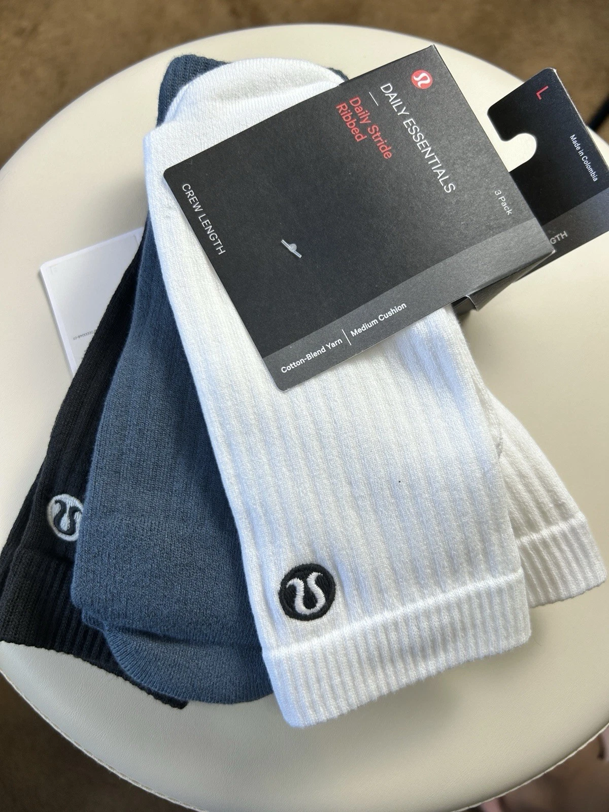 NWT Lululemon Daily Stride Ribbed Crew Socks 3 Pack - WHT/IRBU/BLK - Size L