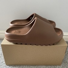 New Men’s Adidas Yeezy Slide Flax UK 9 EU 43 Brown
