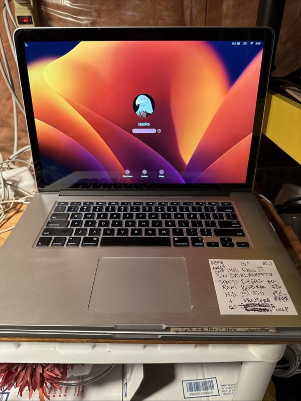 Apple MacBook Pro i7 15" (Early  2013) 2.4GHz 16GB RAM 251GB SSD BCC 486 #336