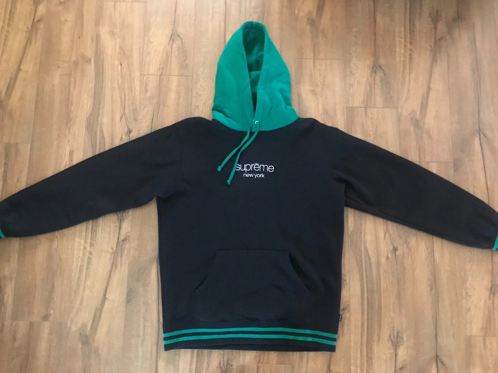 Supreme Classic Logo Two Tone Hoodie Black/Green Large
