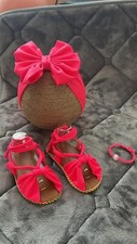 Set de lazo y sandalias