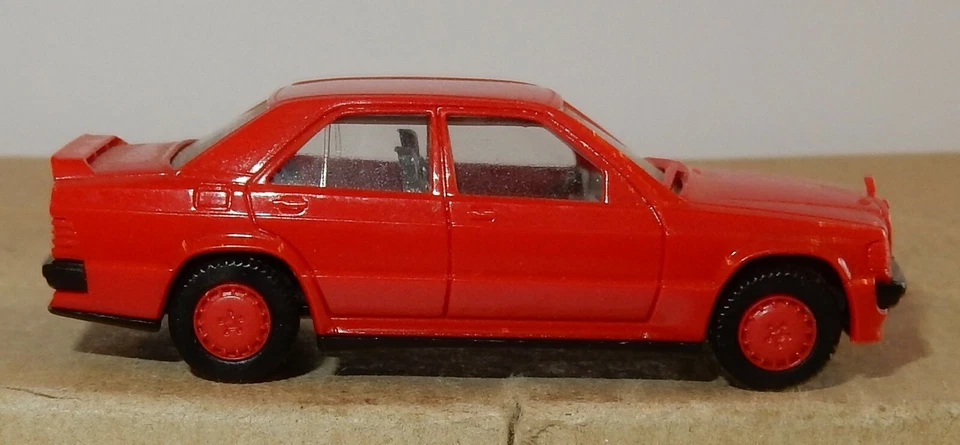 A Micro Herpa Ho 1/87 Mercedes-Benz 190 E 2.3 16S Rosso No. Box - Immagine 3 di 4