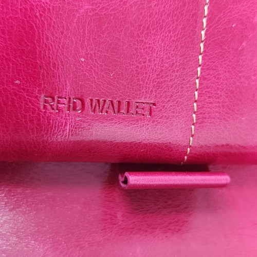 Red Leather Wallet Dante Organizer Zip Close Credit Card Checkbook Pen RFID - Picture 4 of 10