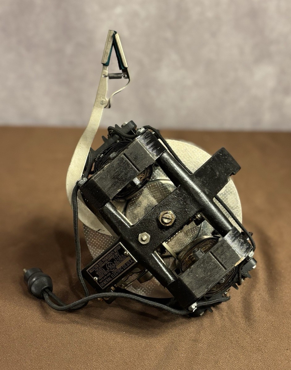 GE Model 26359 Phonograph Motor Type AZ-133-A Brunswick Parts