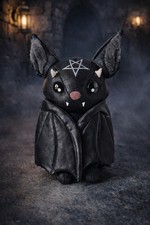 Killstar Kreepture Fetish Vampir Bat Plush RETIRED SOLD OUT Limited Goth EUC