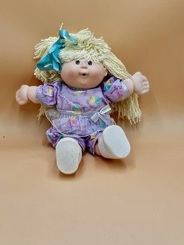 Cabbagepatch Kids 1980s Vintage Brunette Doll with Brown Eyes HM1 coleco