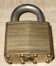 VINTAGE MASTER NO. 6 SECRET SERVICE BRASS PADLOCK WITH 2 ORIGINAL KEYS & BOX