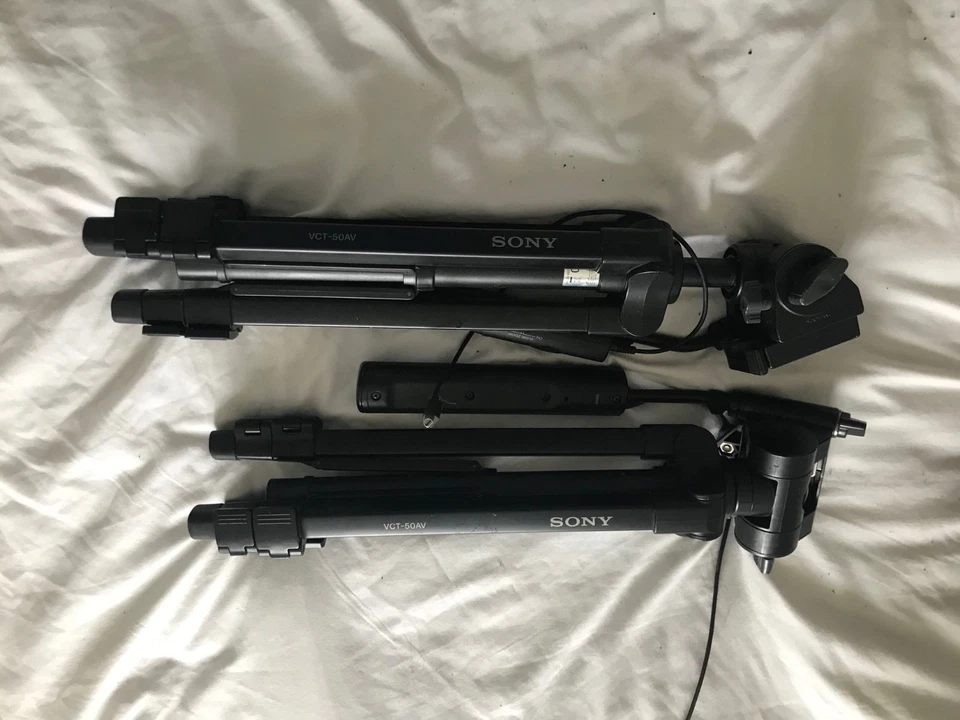 Sony VCT-50AV Remote Control Tripod – 60” Fluid Head for Handycam / Camcorder - Image 2 of 4