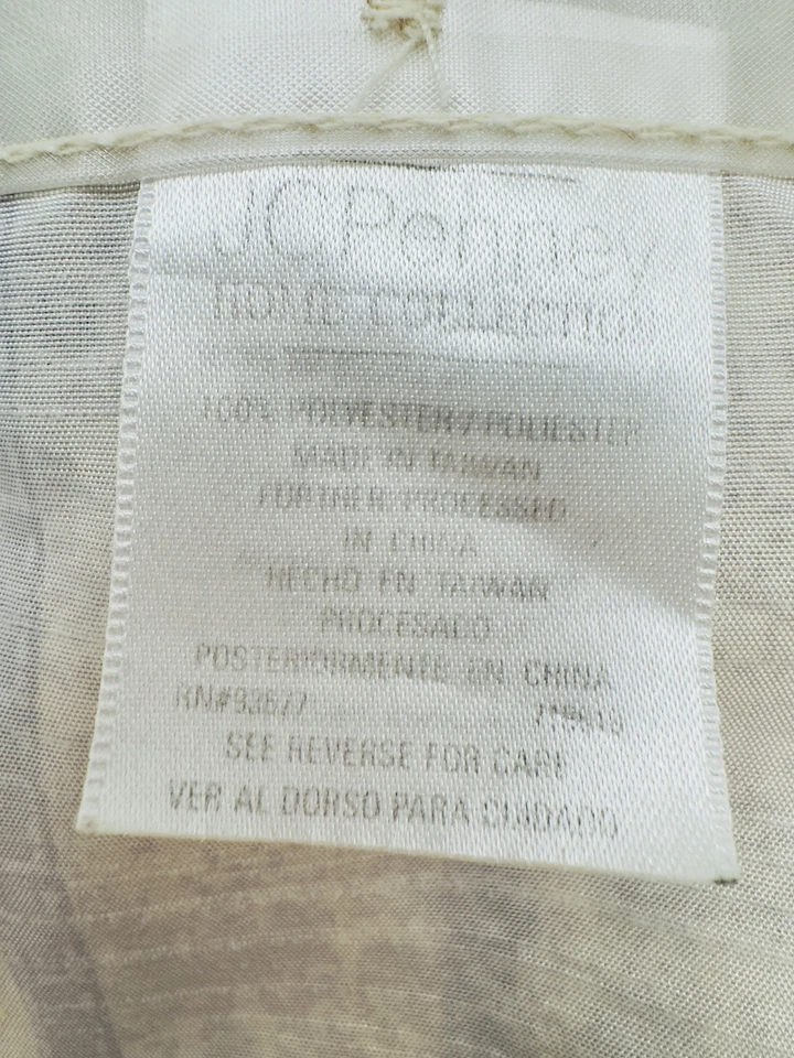 JC Penney Home Collection Polyester Floral Shower Curtain Preowned EUC 71”Lx68”W - Image 4 of 4