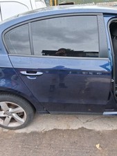 2014 VW VOLKSWAGEN PASSAT B7 SALOON OSR DRIVER SIDE REAR RIGHT BARE DOOR BLUE