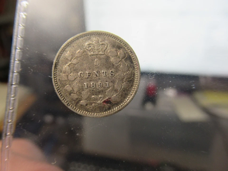 1891 Canada 5 Cents Silver Coin, Queen Victoria - Image 4 of 4