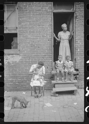 Washington DC 1941 Negro family alley dwelling children woman doorstep