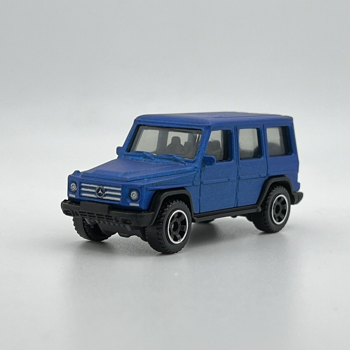 Matchbox 2022 Mix C ?/100 - 2015 Mercedes-Benz G 500 Black Card
