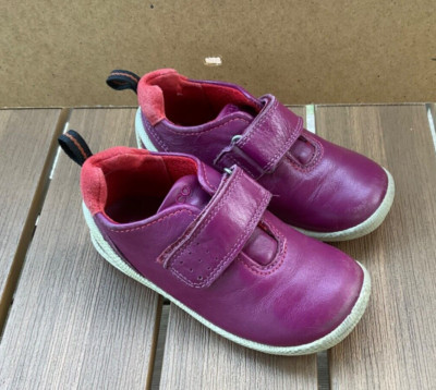 * ECCO *  wunderschöne Halbschuhe  für  Mädchen Gr. 23