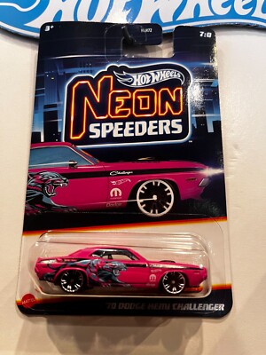 2025 HOT WHEELS PINK '70 DODGE HEMI CHALLENGER 7/8 NEON SPEEDERS JBY98