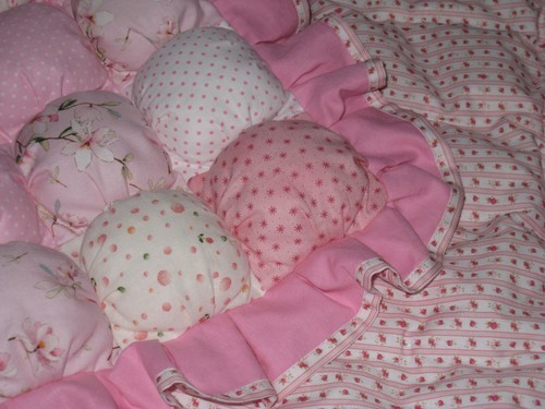 Krabbeldecke pink ~❤️Babydecke Bon-Bon❤️~ Marshmallow-Decke ~ Handmade Patchwork - Bild 4 von 7