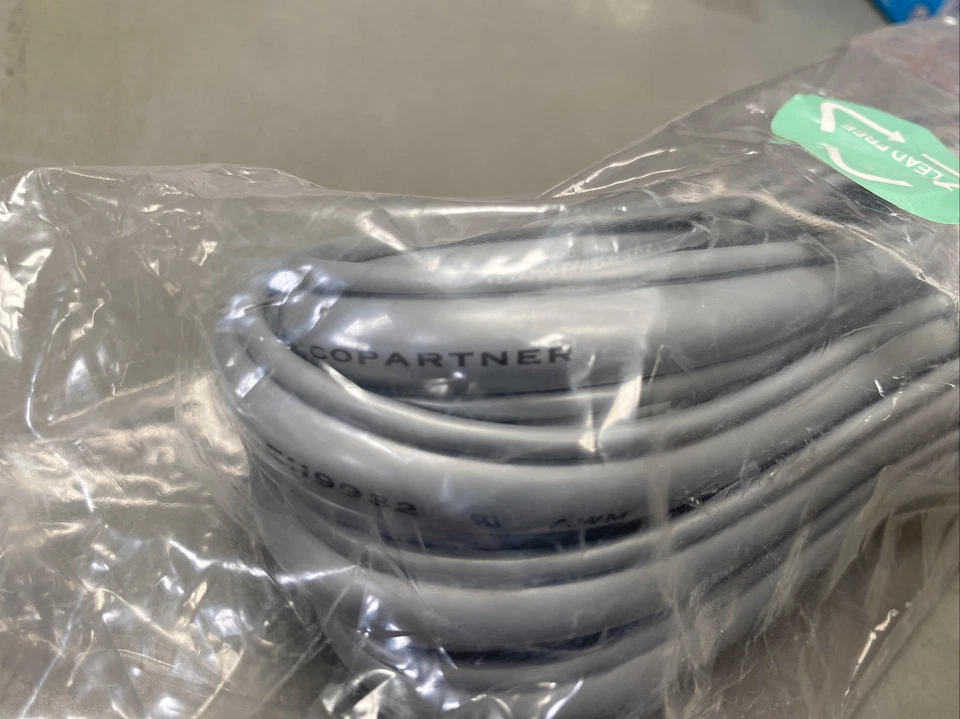 Copartner Cable - AWM 20513 VW-1 80C 30V E119932 - 8ft Silver. - Image 3 of 4