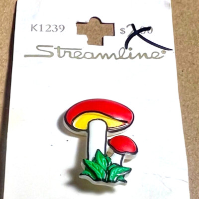 Vintage Streamline Card w Red Top MUSHROOMS Realistic Plastic Button 1  Germany