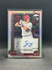 2025 Topps Chrome - Eric Yang (RC) - Refractor Auto /499 #RA-YANG - Reds