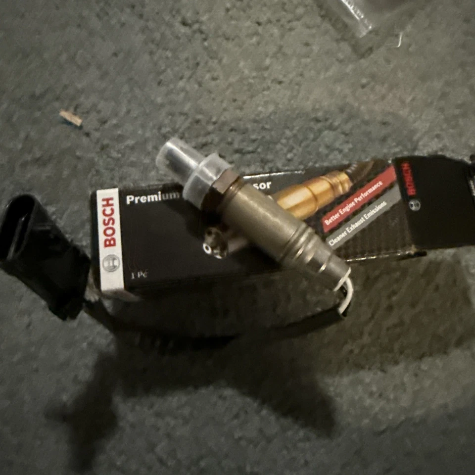 Convertidor catalítico sistemas de escape NAPA #50410 NUEVO con juntas y sensor de O2  Foto 4 de 4