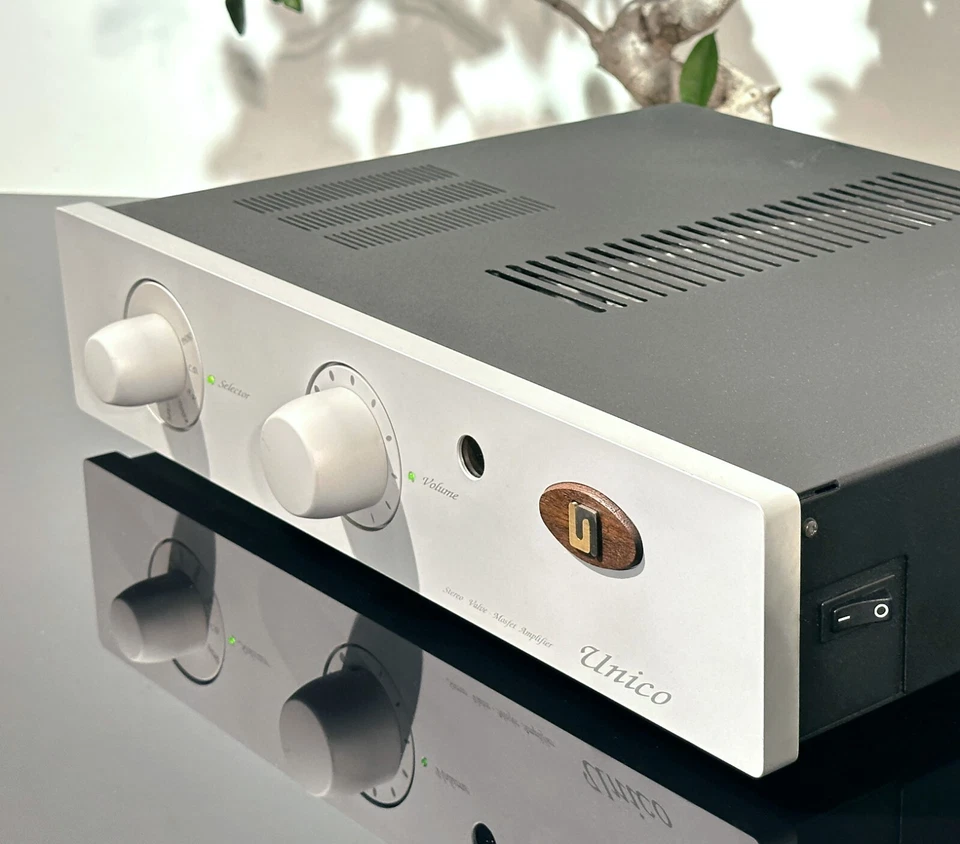 UNICO/UNISON RESEARCH, Stereo Hybrid, High End Röhrenverstärker, EC-82/MOSFET👌 - Bild 4 von 4