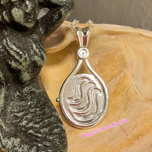 H2O Just Add Water Locket Capri Blue Crystal Gemstone Rhodium Plated Pendant - Picture 4 of 6