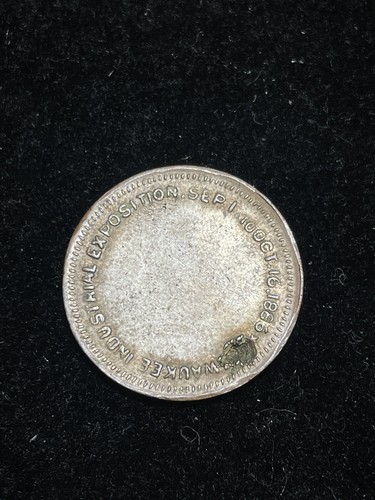 1886 Milwaukee Milwaukee Industrial Exposition Merchant Token Sep To October 16 - Picture 2 of 4