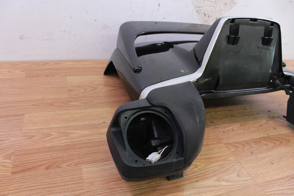 1998 98 Honda Gl1500 Goldwing 1500 tampa traseira do porta-malas com spoiler e caixas de alto-falante - Imagem 3 de 4