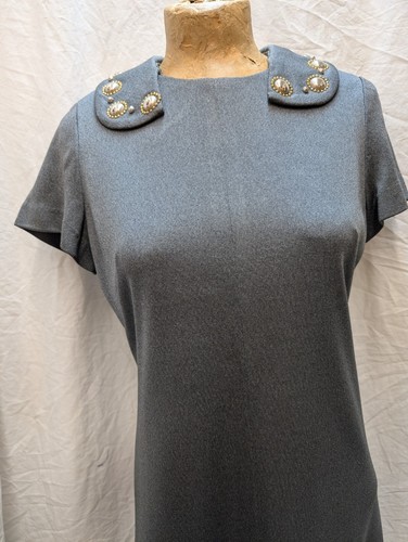Vintage 1960's Gray Double Knit Poly Mod Dress by Van Perks Size S/M - Picture 4 of 8