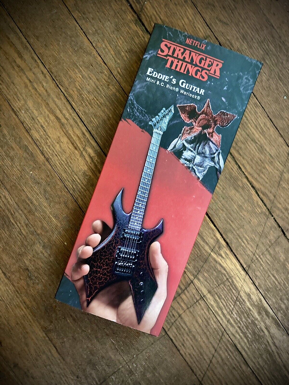  AXE HEAVEN Stranger Things Eddie's Guitar Mini Guitar Model :  Home & Kitchen