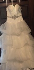 David’s Bridal wedding dress, Oleg Massini, Strapless, Brand New W/ Tags. Tulle
