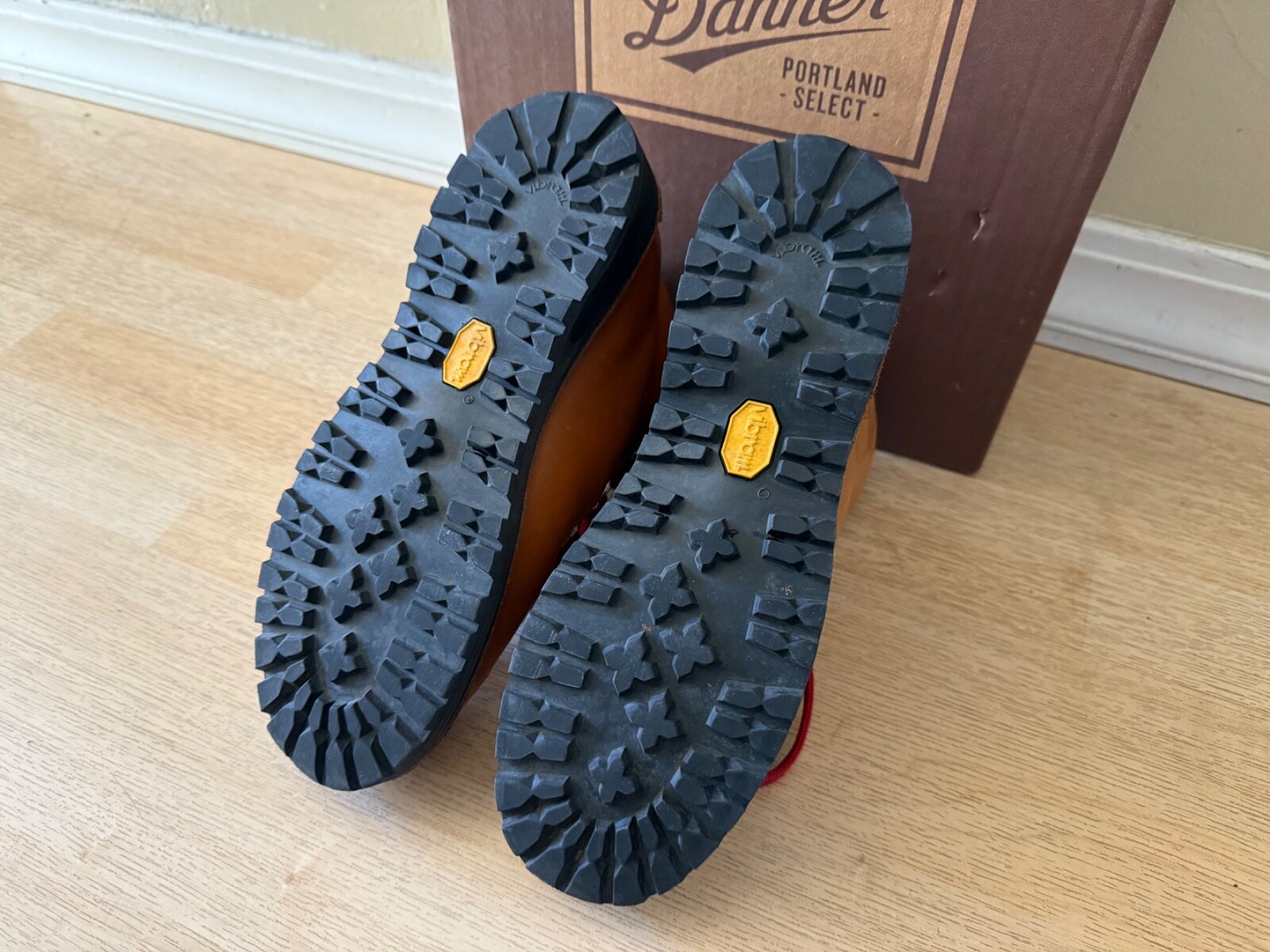 Danner Mountain Light Cascade Clovis Leather Hiki… - image 7