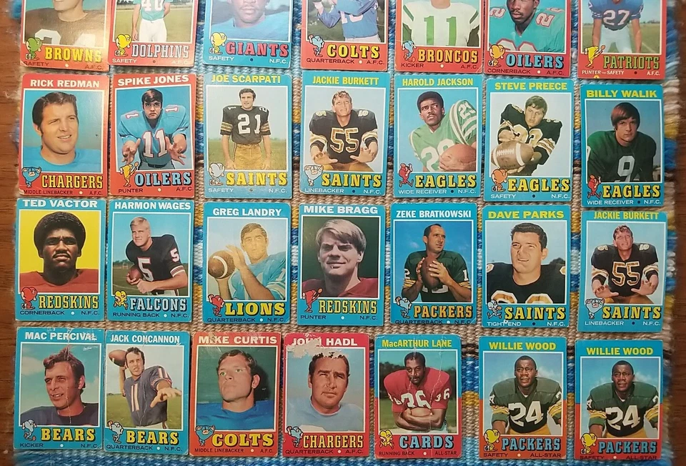 Lote de 50 tarjetas de fútbol americano Topps 1971 con estrellas, corte, novatos juego de inicio vintage Foto 4 de 4