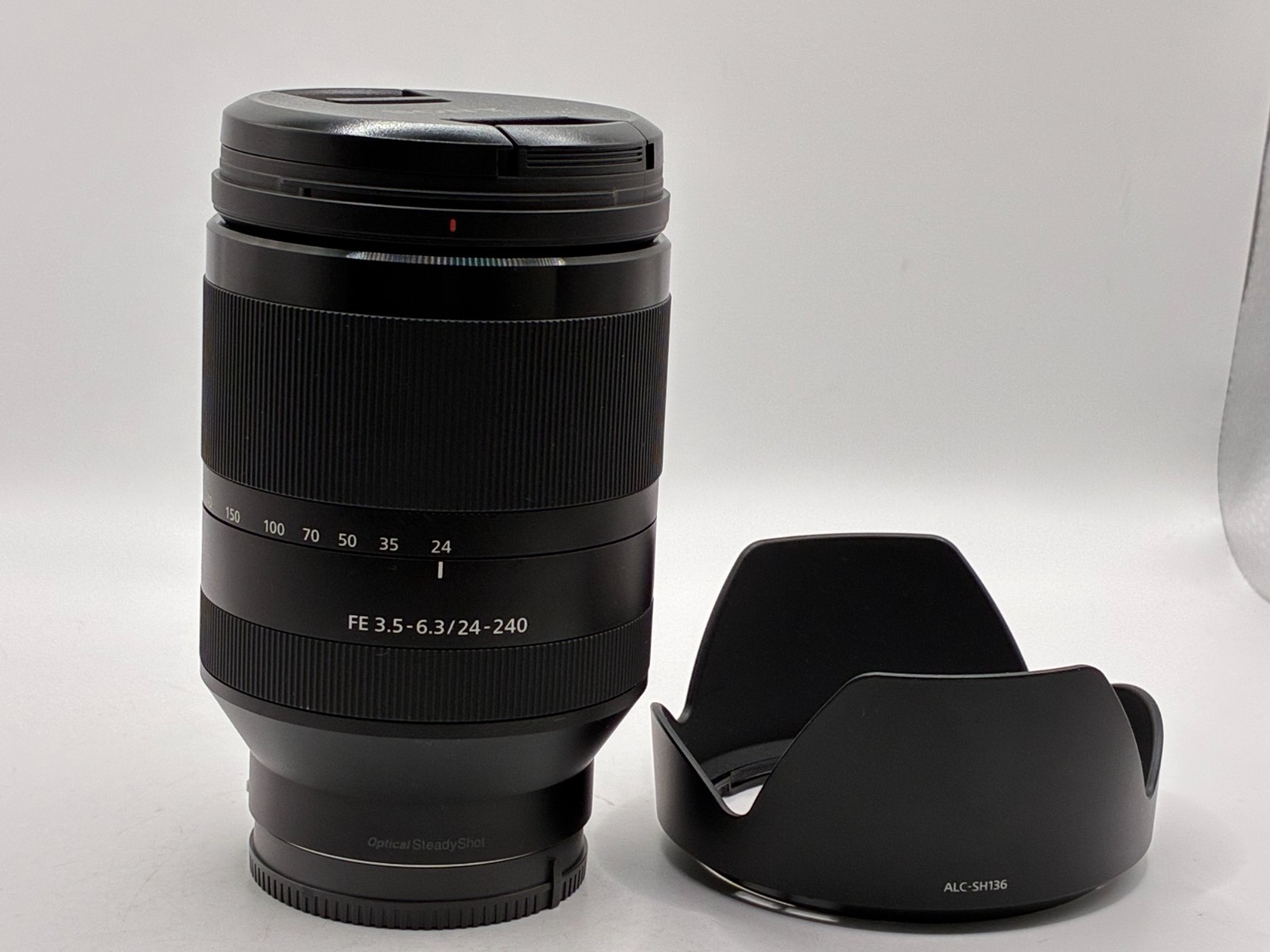 Sony FE 24-240mm F/3.5-6.3 OSS SEL24240