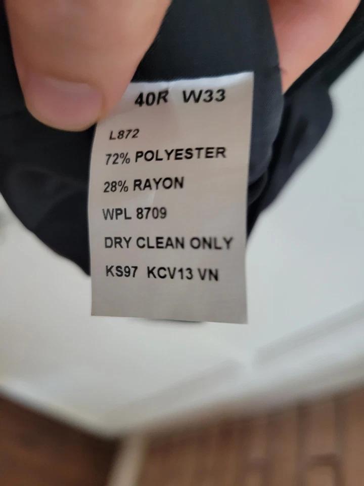 NWT Kenneth Cole Reaction Gray Men's Vest, size 40 - Image 4 of 4