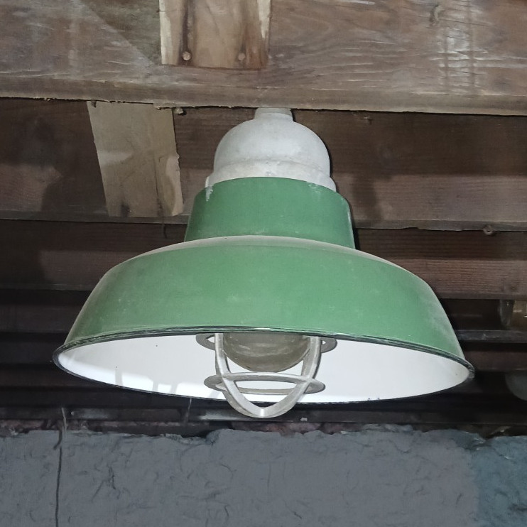 industrial pendant light