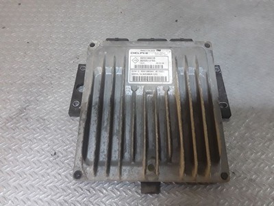 Renault Clio III 2006 Diesel Motorsteuergerät -modul 8200399038 63kW DEV513459