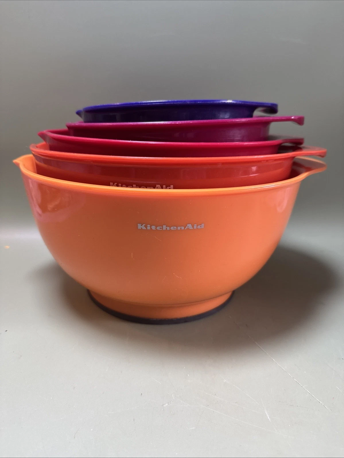 KitchenAid Nesting Mixing Bowls NonSlip Set of 5 5.5Qt 4.5Qt, 3.5Qt, 2.5 Q1.5Qt
Opens in a new windo